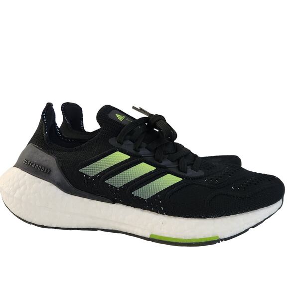 Athletic_Shoes